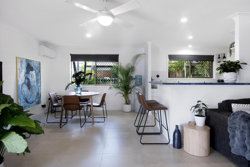 Photo - 136 Burleigh Street, Burleigh Waters QLD 4220 - Image 14