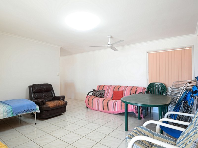 Photo - 136 Burrum Street, , Burrum Heads QLD 4659 - Image 9