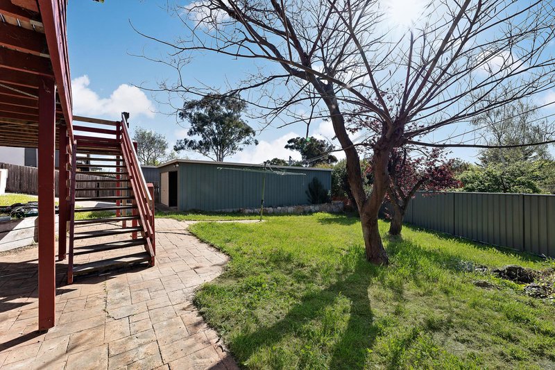 Photo - 136 Chuculba Crescent, Giralang ACT 2617 - Image 15