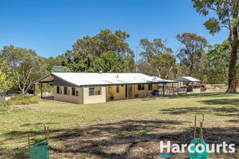 Photo - 136 Clifton Downs Road, Herron WA 6211 - Image 2