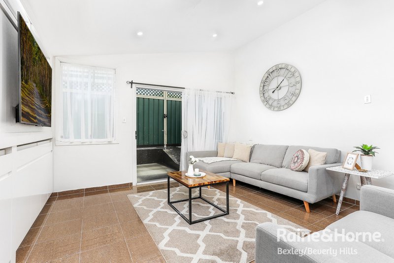 Photo - 136 Croydon Road, Bexley NSW 2207 - Image 4