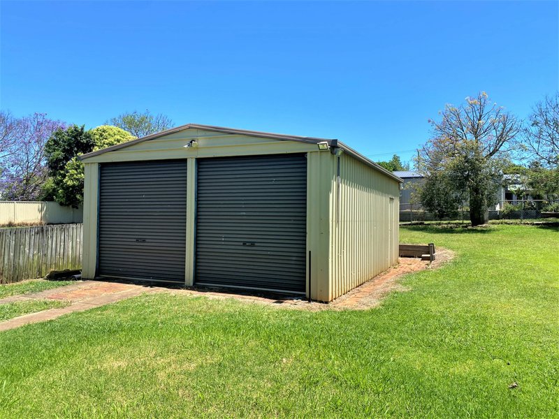 Photo - 136 Doonkuna Street, Kingaroy QLD 4610 - Image 12