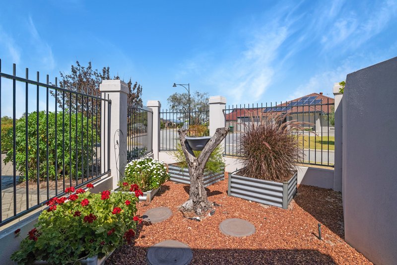 Photo - 1/36 Epsilon Drive, Rockingham WA 6168 - Image 17