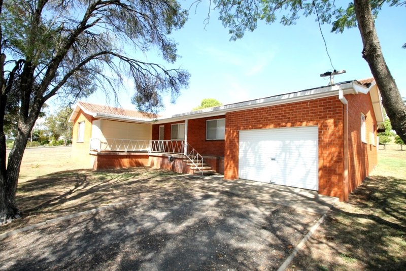 136 Fitzroy Street, Quirindi NSW 2343