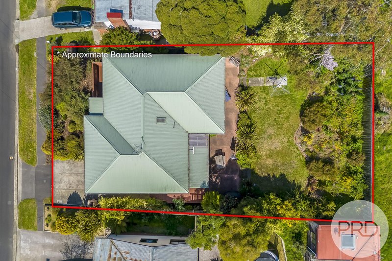 Photo - 136 Flagstaff Gully Road, Lindisfarne TAS 7015 - Image 2