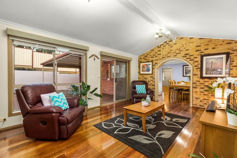 Photo - 136 Grandview Road, Wheelers Hill VIC 3150 - Image 6