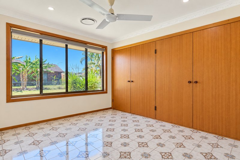 Photo - 136 Griffith Road, Newport QLD 4020 - Image 10