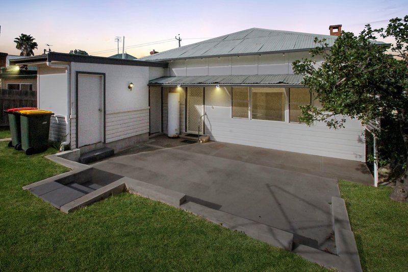 Photo - 136 Hawker Street, Quirindi NSW 2343 - Image 2