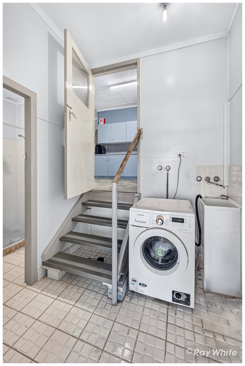 Photo - 136 High Street, Berserker QLD 4701 - Image 12