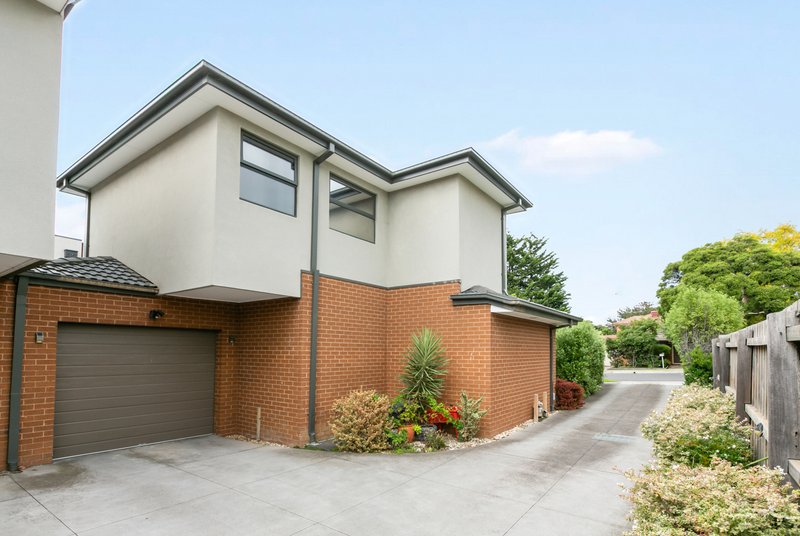 Photo - 1/36 Holly Street, Preston VIC 3072 - Image 3