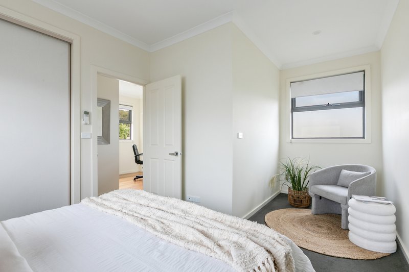 Photo - 1/36 Holly Street, Preston VIC 3072 - Image 11