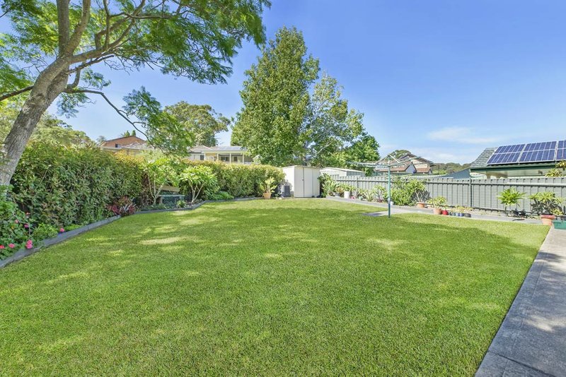 Photo - 136 Lawson Road, Macquarie Hills NSW 2285 - Image 8