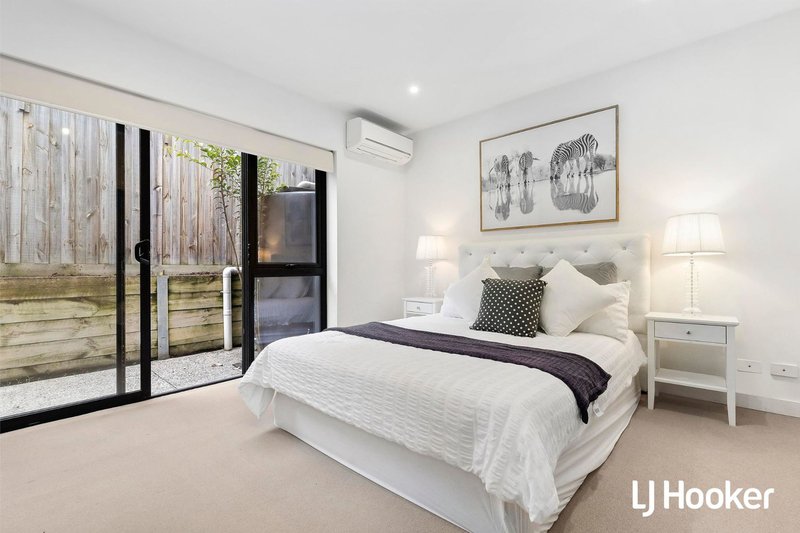 Photo - 1/36 Livingstone Street, Ivanhoe VIC 3079 - Image 7