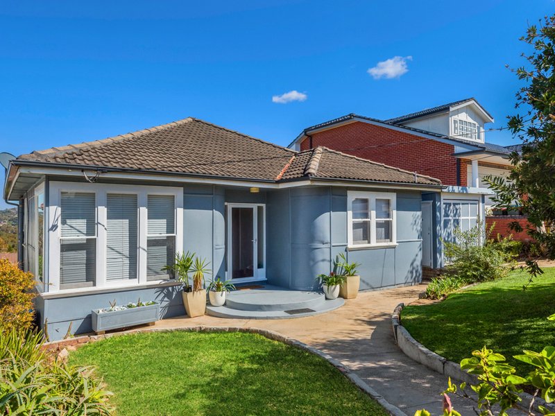 136 Narrabeen Park Parade, Mona Vale NSW 2103