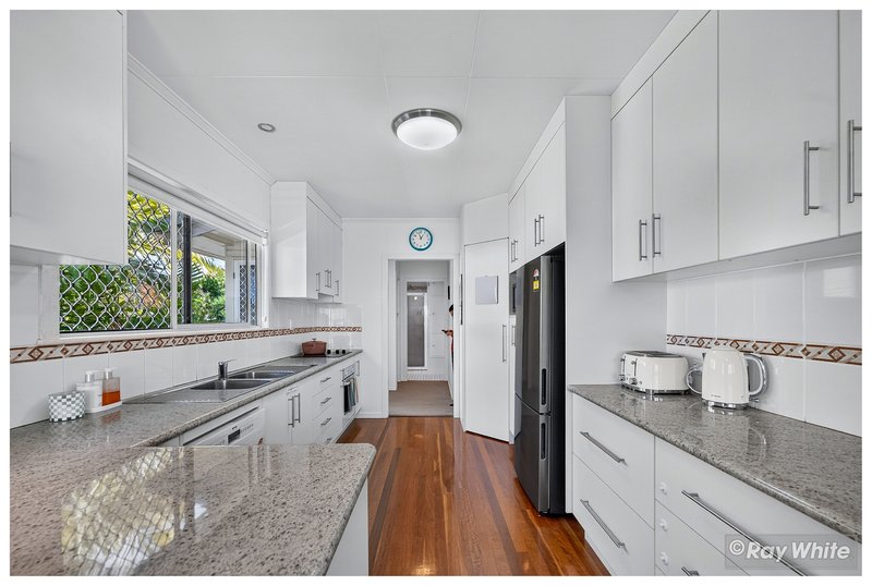 Photo - 136 Plahn Street, Frenchville QLD 4701 - Image 4