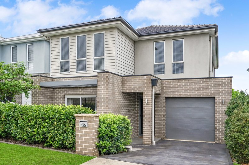 136 Pridham Avenue, Box Hill NSW 2765