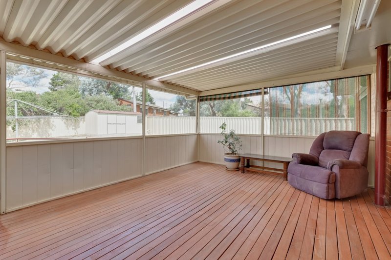 Photo - 136 Ross Smith Crescent, Scullin ACT 2614 - Image 9