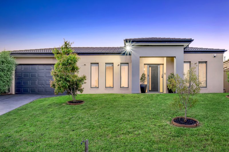 136 Roulston Way, Wallan VIC 3756