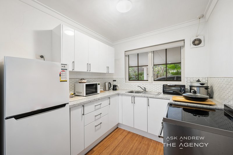 Photo - 1/36 Shadbolt Street, Booragoon WA 6154 - Image 3