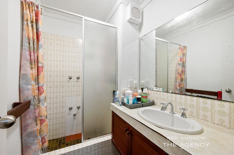 Photo - 1/36 Shadbolt Street, Booragoon WA 6154 - Image 6