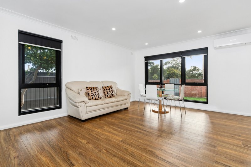 Photo - 136 Skye Road, Frankston VIC 3199 - Image 4