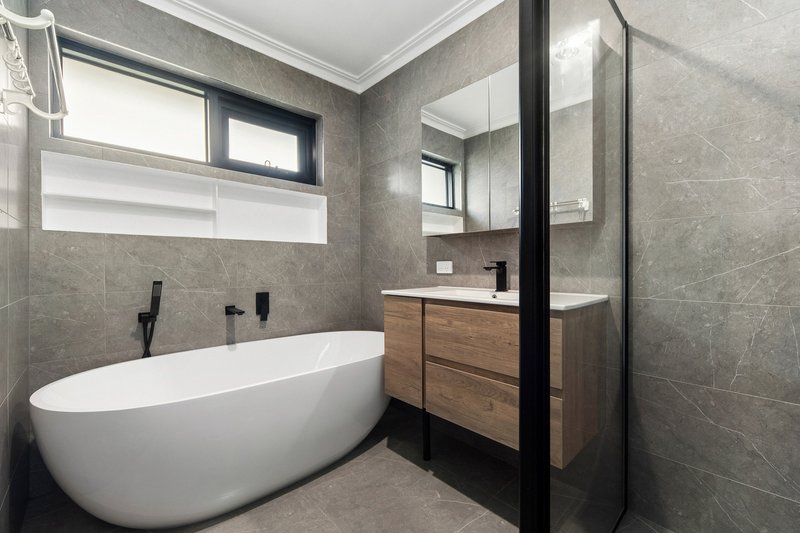 Photo - 136 Skye Road, Frankston VIC 3199 - Image 6