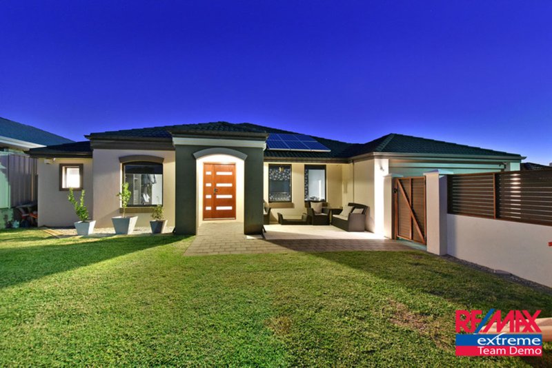 136 St Stephens Crescent, Tapping WA 6065