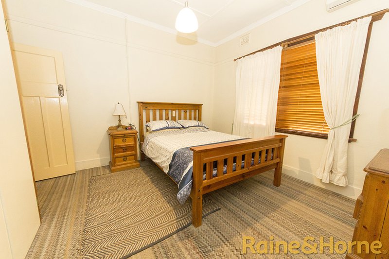 Photo - 136 Third Avenue, Narromine NSW 2821 - Image 5