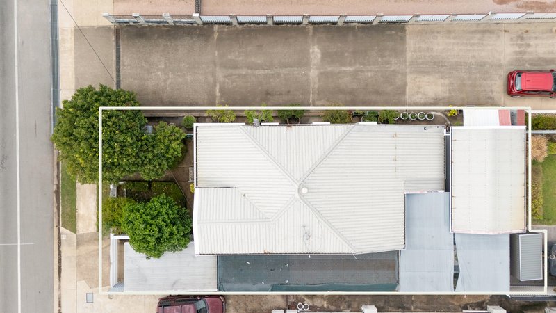 Photo - 1/36 Townsend Street, Mysterton QLD 4812 - Image 22