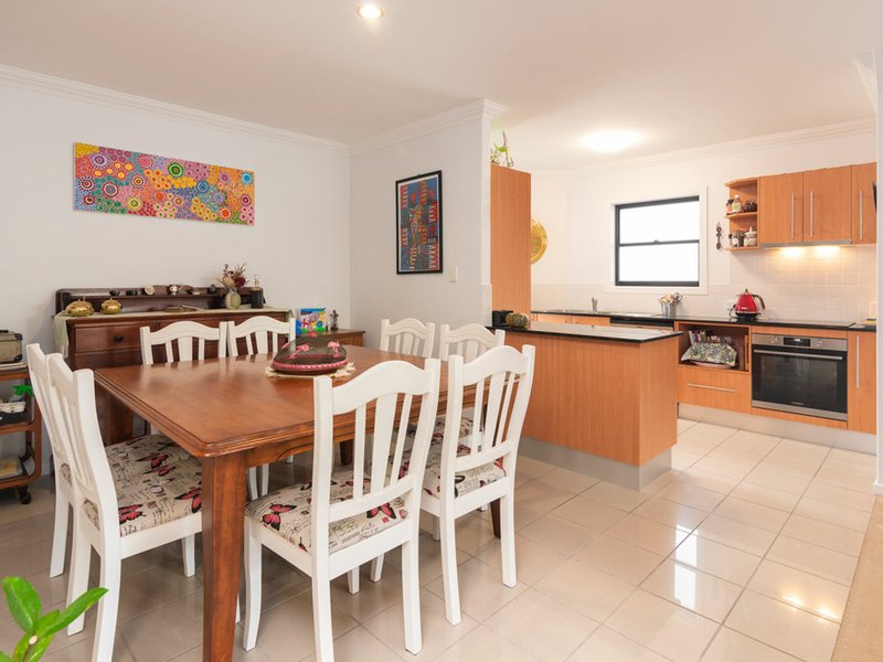 Photo - 1/36 View Street, Wooloowin QLD 4030 - Image 6