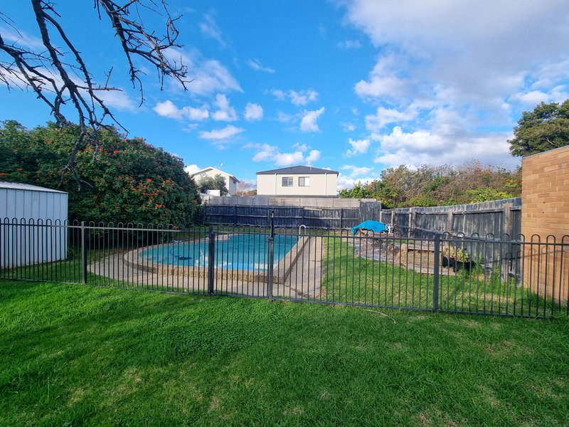 Photo - 136 Wilson Street, Cheltenham VIC 3192 - Image 10