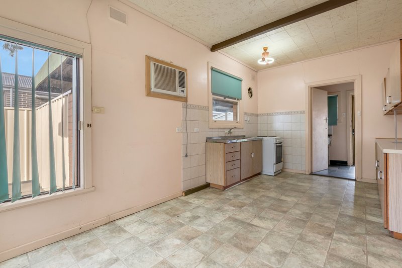 Photo - 136 Yorktown Road, Elizabeth Park SA 5113 - Image 5
