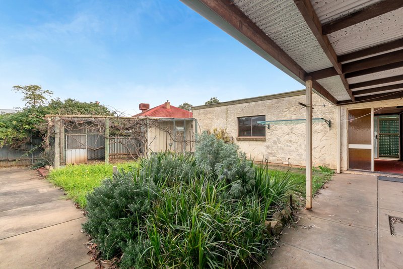 Photo - 136 Yorktown Road, Elizabeth Park SA 5113 - Image 16