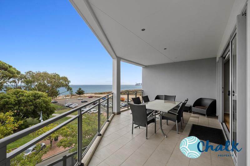 Photo - 13/61 Rockingham Beach Road, Rockingham WA 6168 - Image 6