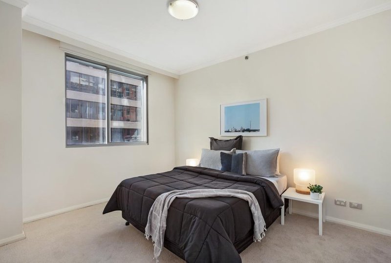 Photo - 136/298-304 Sussex Street, Sydney NSW 2000 - Image 2