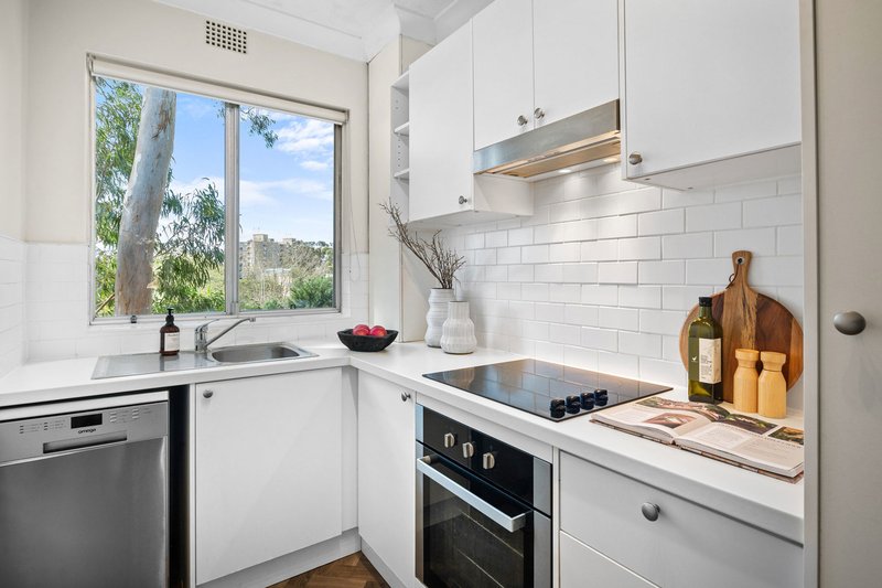 Photo - 13/64-66 Gerard Street, Cremorne NSW 2090 - Image 3