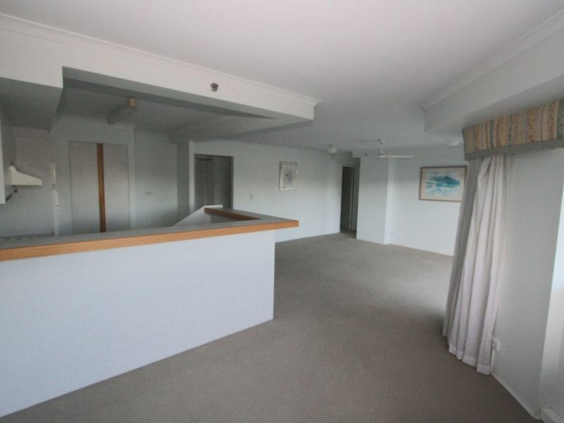 Photo - 13/66 Marine Parade, Coolangatta QLD 4225 - Image 14