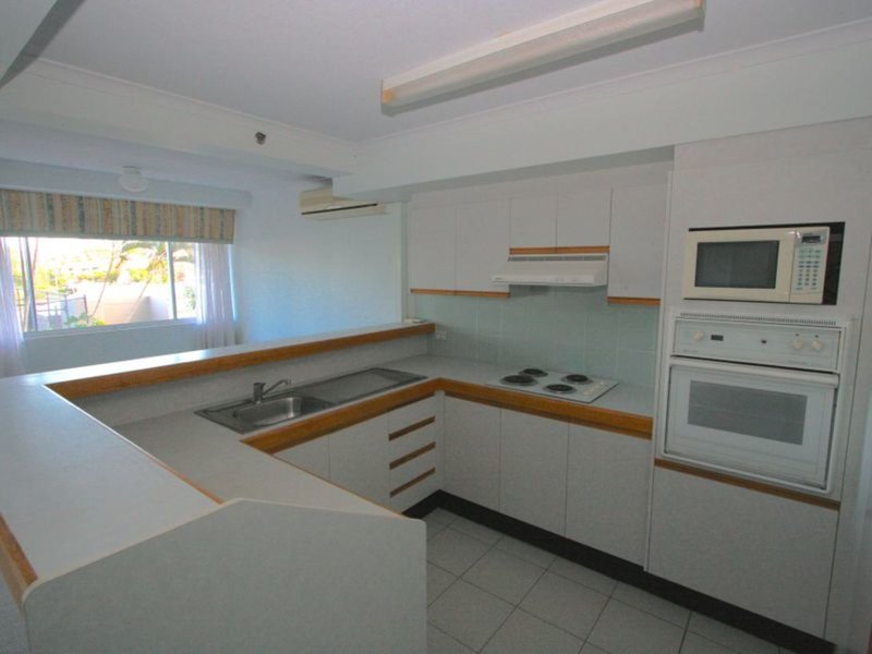 Photo - 13/66 Marine Parade, Coolangatta QLD 4225 - Image 15