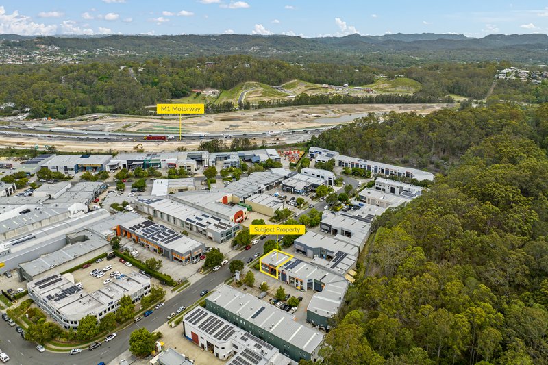 Photo - 13/68-70 Township Drive, Burleigh Heads QLD 4220 - Image 4