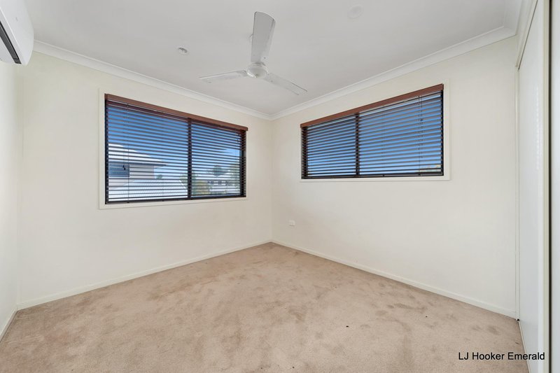 Photo - 13/68 Moody Street, Emerald QLD 4720 - Image 14