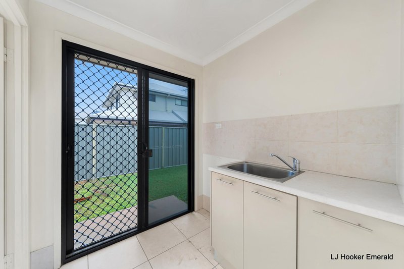 Photo - 13/68 Moody Street, Emerald QLD 4720 - Image 17