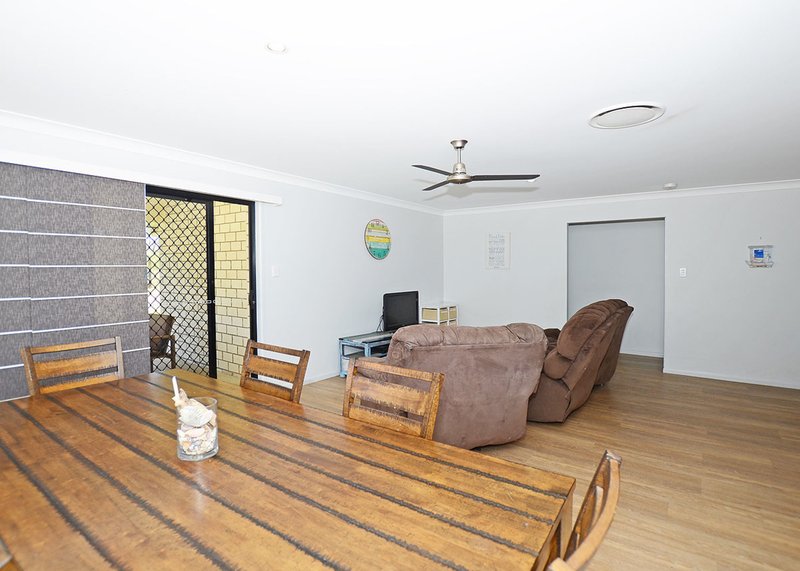 Photo - 1369 Booral Road, Sunshine Acres QLD 4655 - Image 11