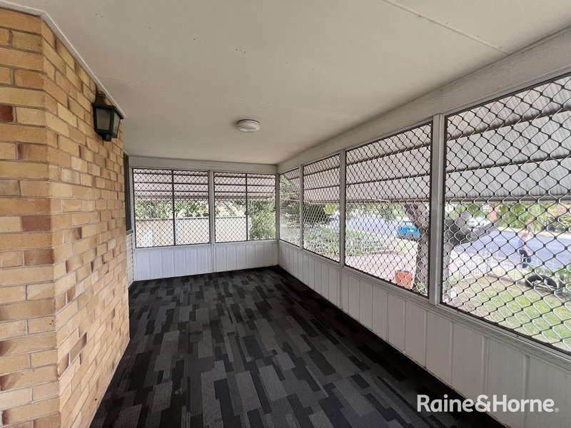 Photo - 136A Denison Street, West Tamworth NSW 2340 - Image 6