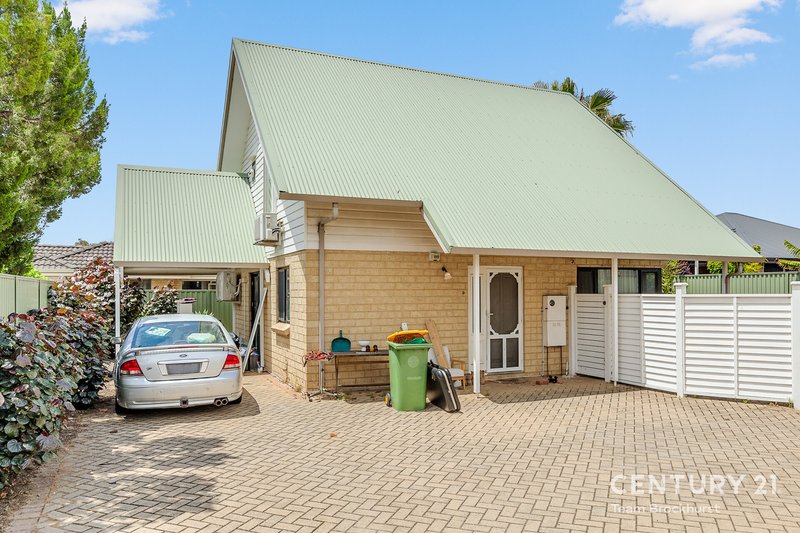 136D Centre Street, Queens Park WA 6107