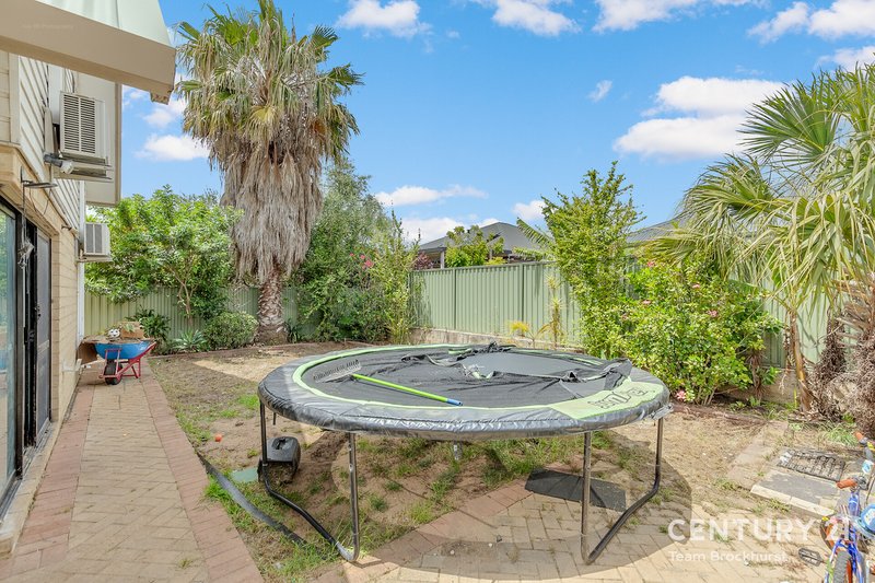 Photo - 136D Centre Street, Queens Park WA 6107 - Image 4