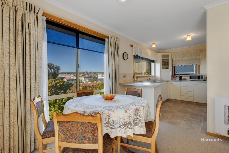 Photo - 1/37 Amherst Street, West Ulverstone TAS 7315 - Image 5