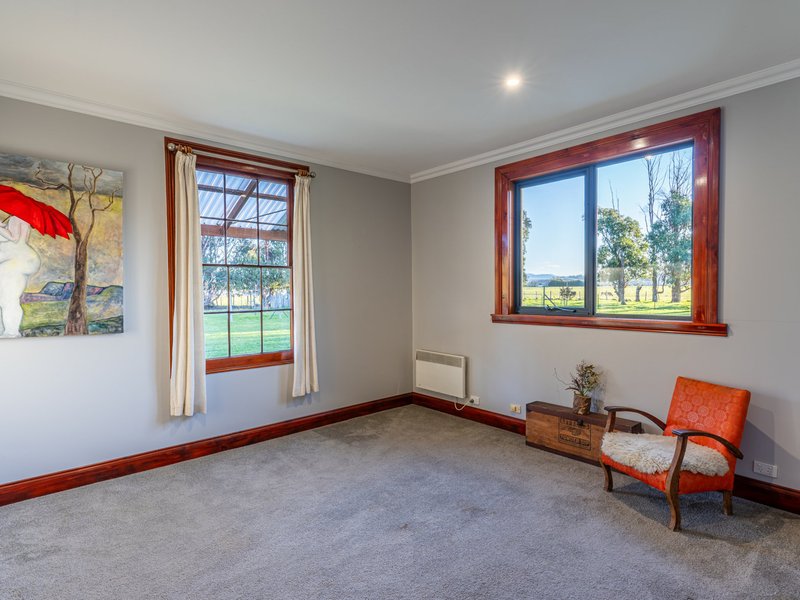 Photo - 137 Binalong Bay Road, St Helens TAS 7216 - Image 17