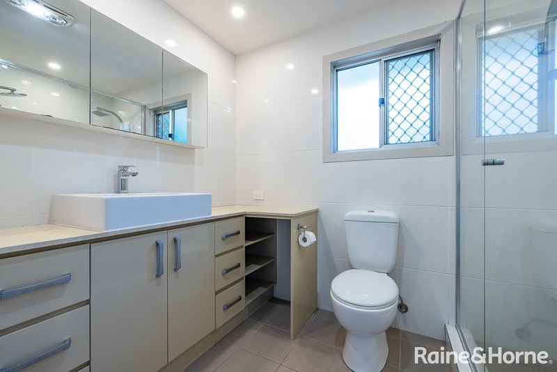 Photo - 137 Boundary Road, Thornlands QLD 4164 - Image 4