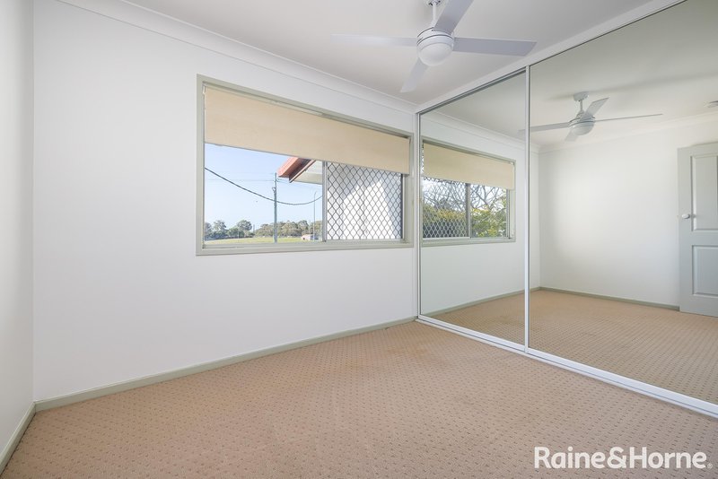 Photo - 137 Boundary Road, Thornlands QLD 4164 - Image 5
