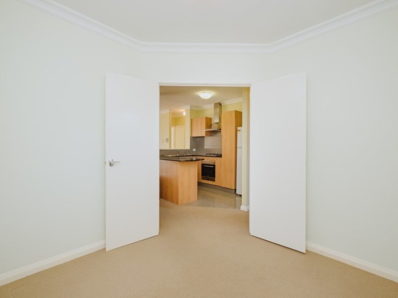 Photo - 13/7 Bronte Street, East Perth WA 6004 - Image 7